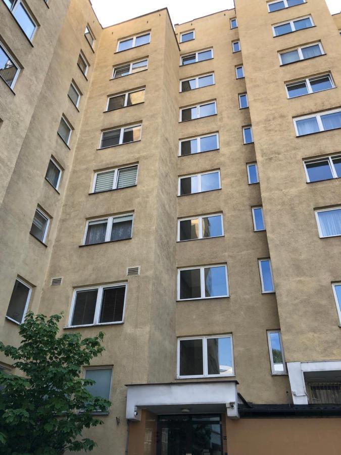 Apartment Swietojerska Варшава Екстериор снимка