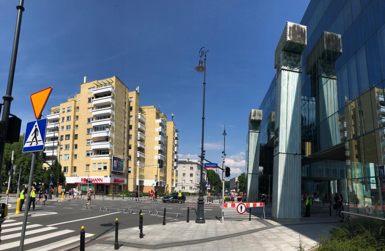 Apartment Swietojerska Варшава Екстериор снимка