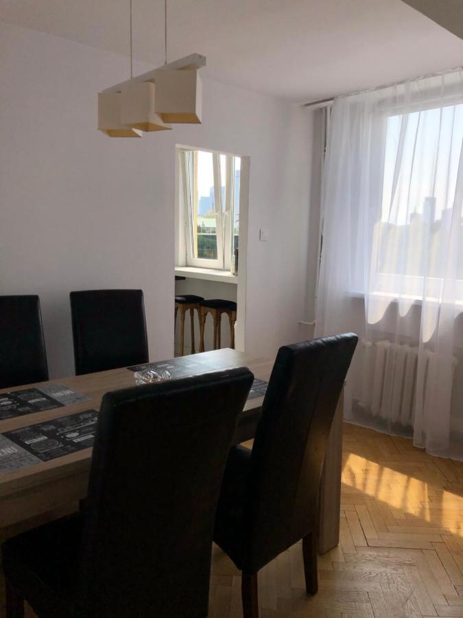 Apartment Swietojerska Варшава Екстериор снимка