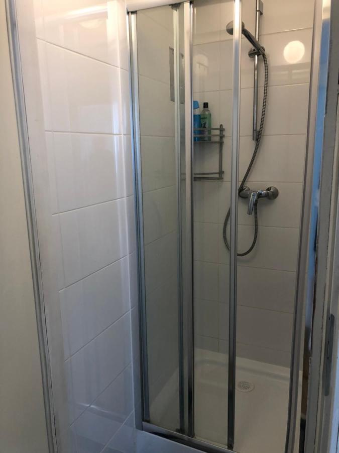 Apartment Swietojerska Варшава Екстериор снимка