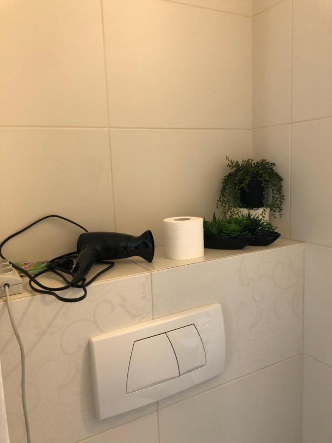 Apartment Swietojerska Варшава Екстериор снимка